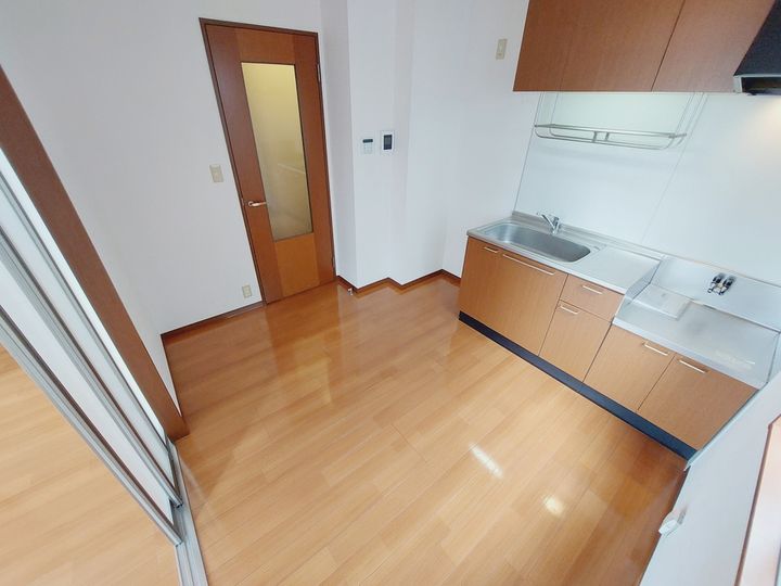 フレグランスいずみ南103の居間