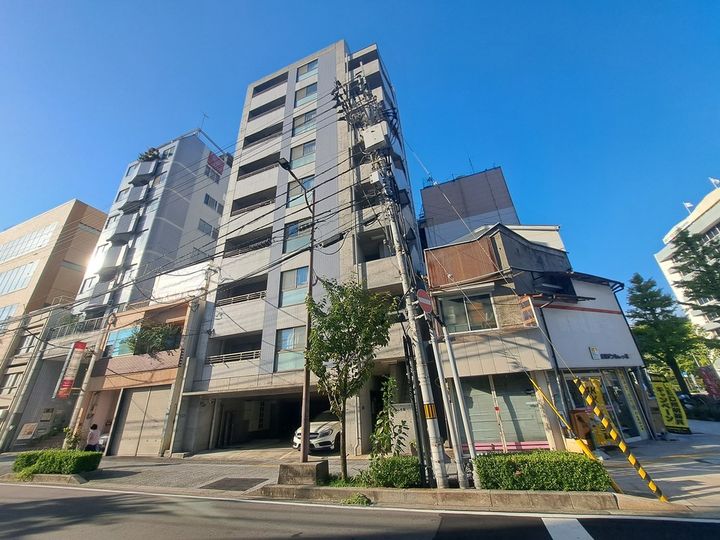 アイエム花園ビル401の外観