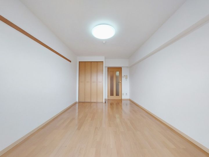 Lounge Act803の居間