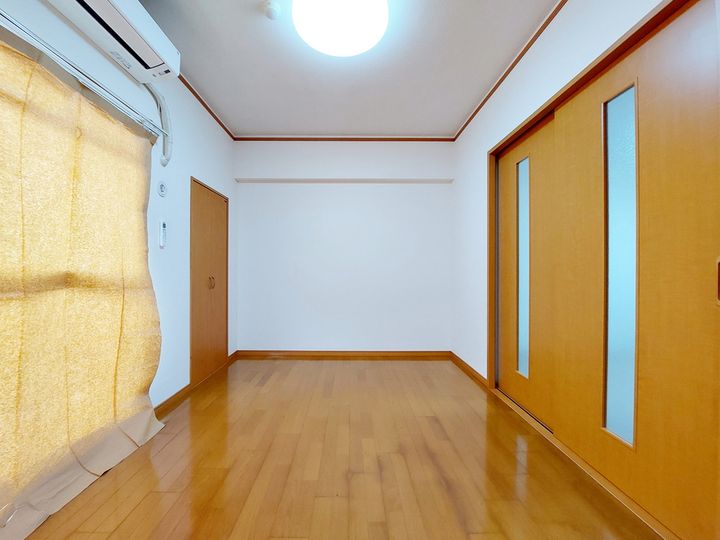 マリンパレット402の居間