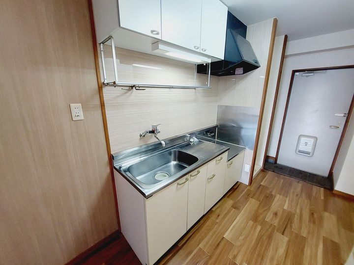 リヴィエール山越602のキッチン