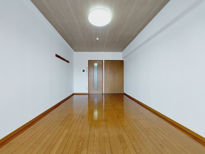 リヴィエール山越602の内装