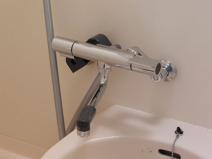 リヴィエール山越602の風呂