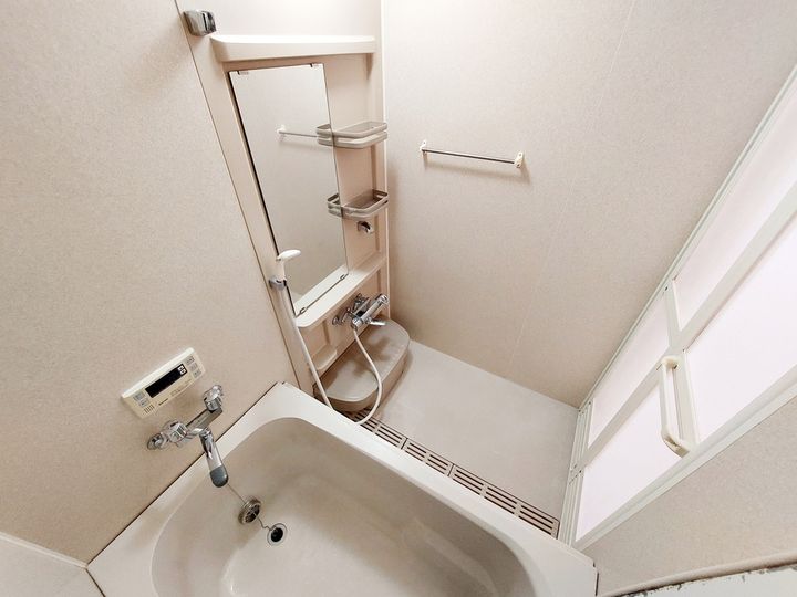 北持田館203の風呂