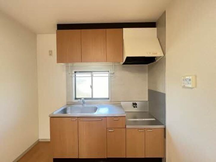 バリュージュ生石B201のキッチン