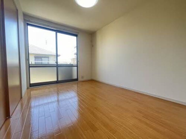 バリュージュ生石B201の内装