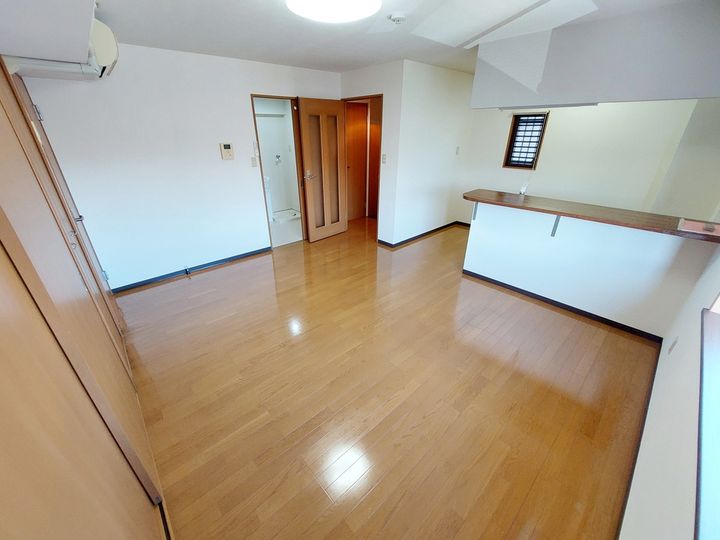 リバーサイドマンション301の居間