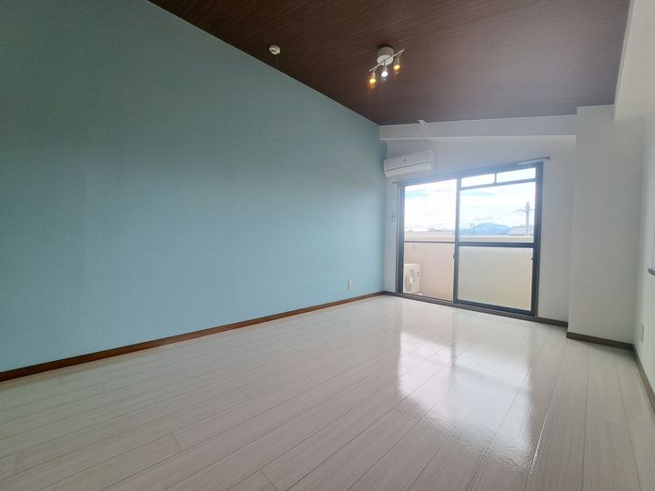 メゾンド立花303の内装