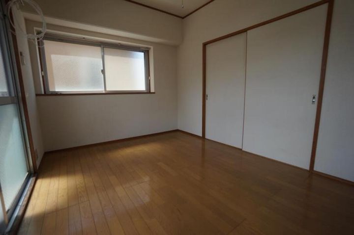 クエストコート202の内装