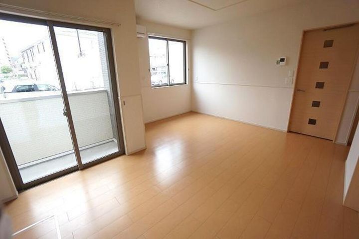 エタン・リジエール2 ABA103の居間