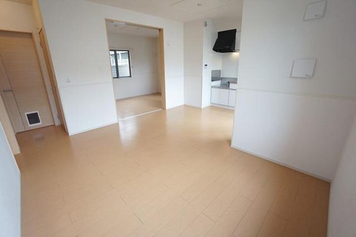 エタン・リジエール2 ABA103の居間