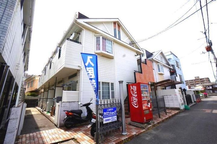 アチェロ105の外観