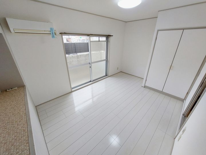 マ・メゾン山越101の内装