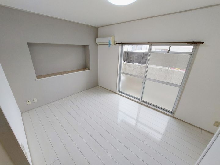 マ・メゾン山越101の内装