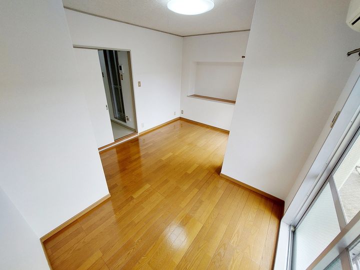 マ・メゾン山越103の内装