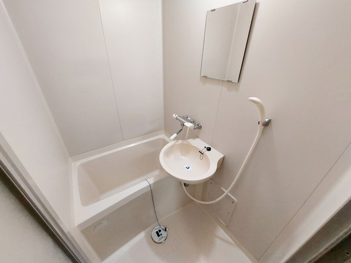 マ・メゾン山越303の風呂