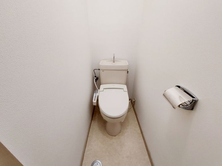 マ・メゾン山越303の内装