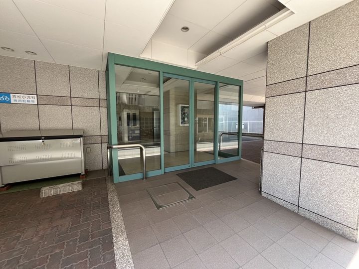 エスペランサ勝山202の玄関