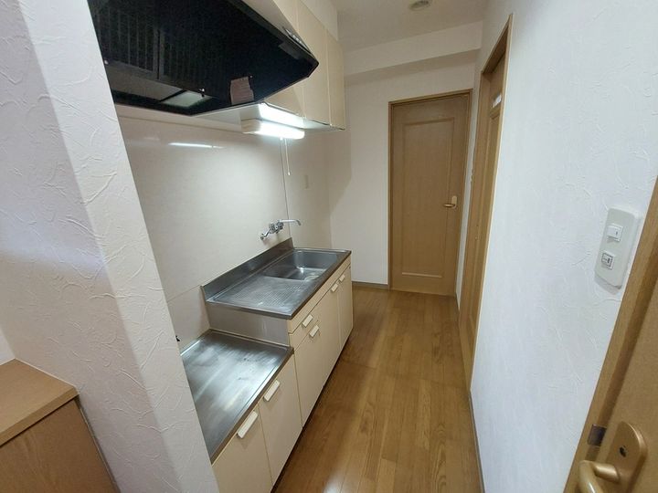 グローリー川内101のキッチン