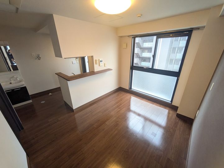 大手町ジョア802の居間