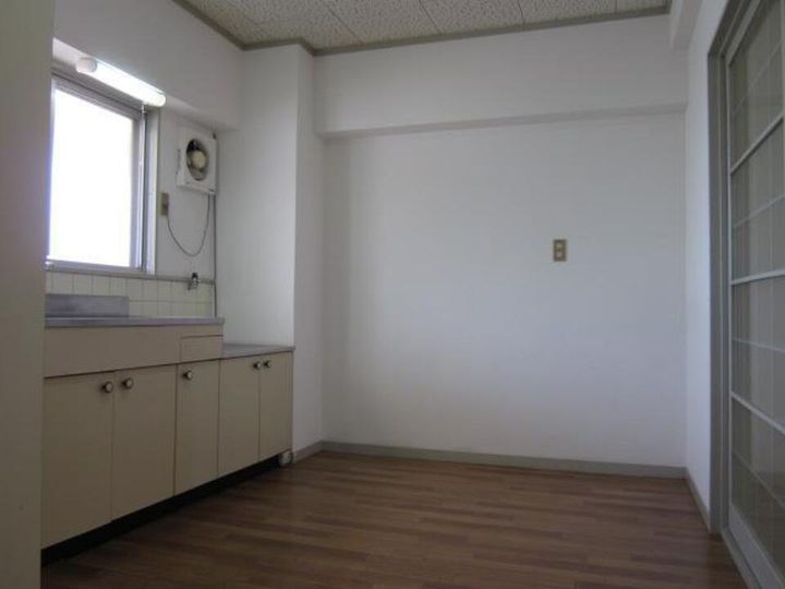 メゾン扶蓉402の居間