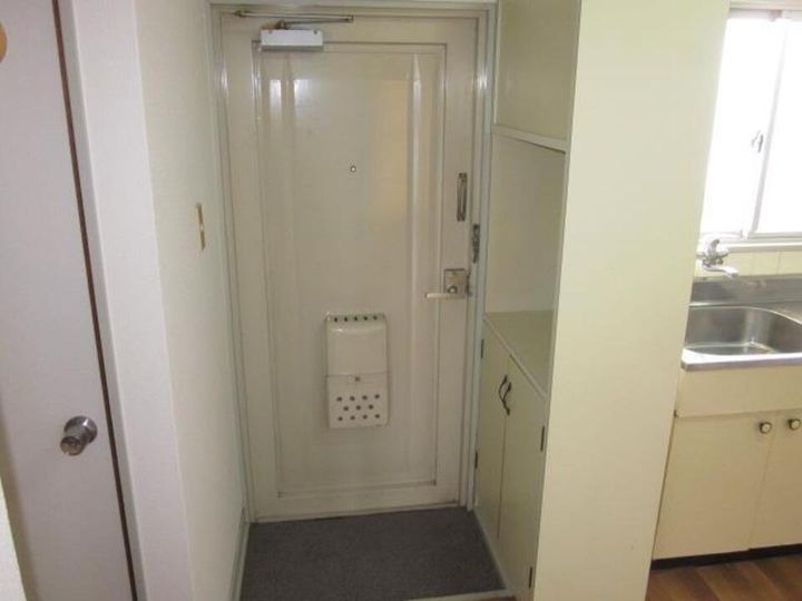 メゾン扶蓉402の玄関