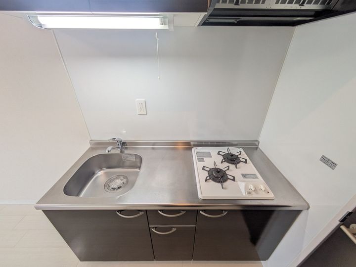 ヴィゴーレ本町801のキッチン