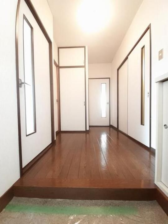 コーポフォレスト202の玄関