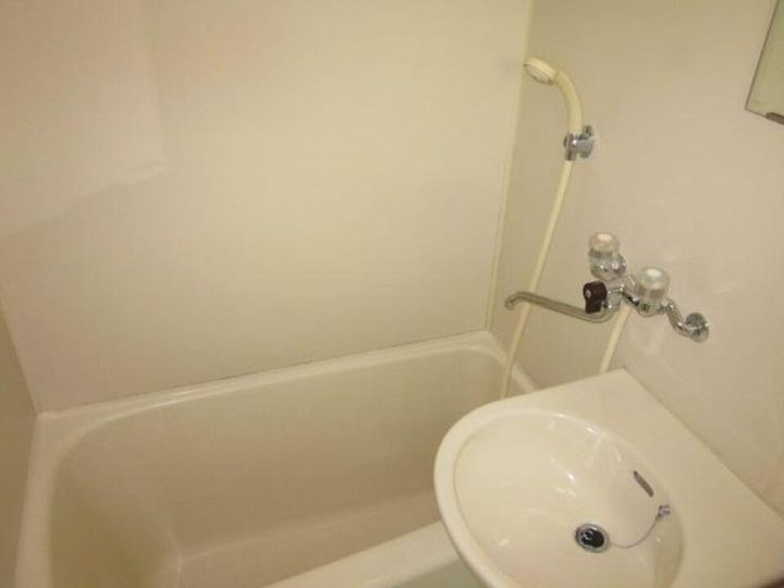 大森フラット室町303の風呂