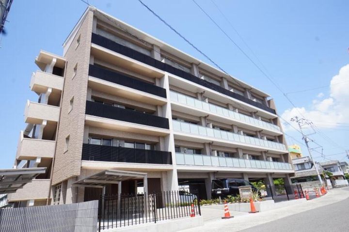 クオリスタ桑原503の外観