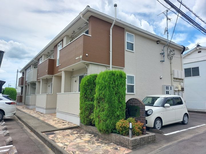 グレイス 愛201の外観