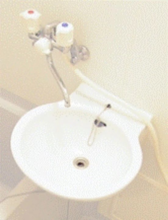 レオパレスラ プランタン 2102の風呂