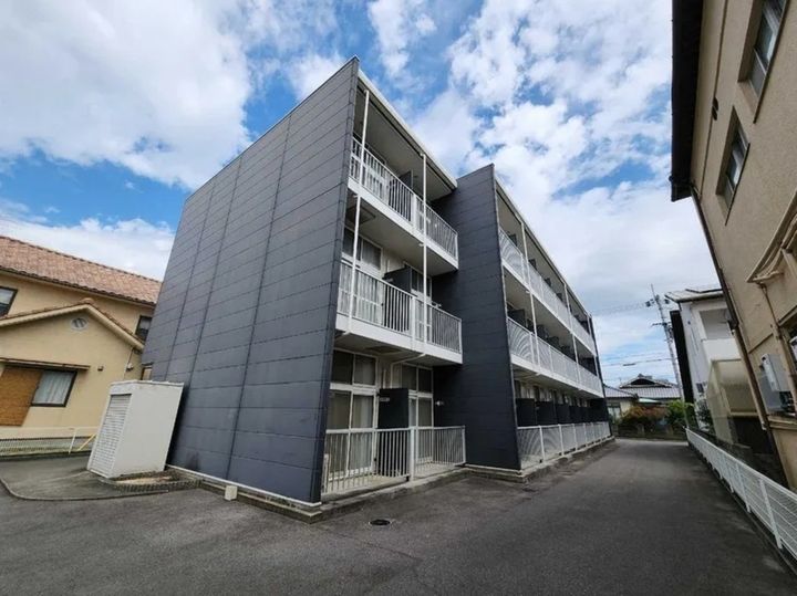 レオパレスアークK T208の外観