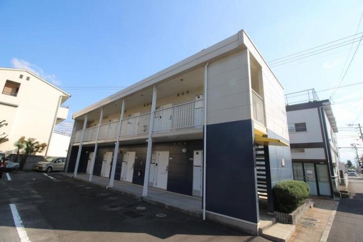 レオパレスMontPianne205の外観