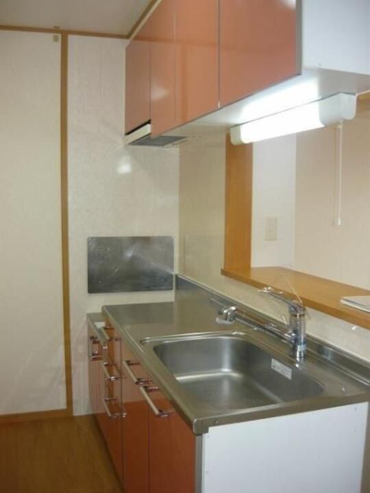 プリムローズ2 B102のキッチン