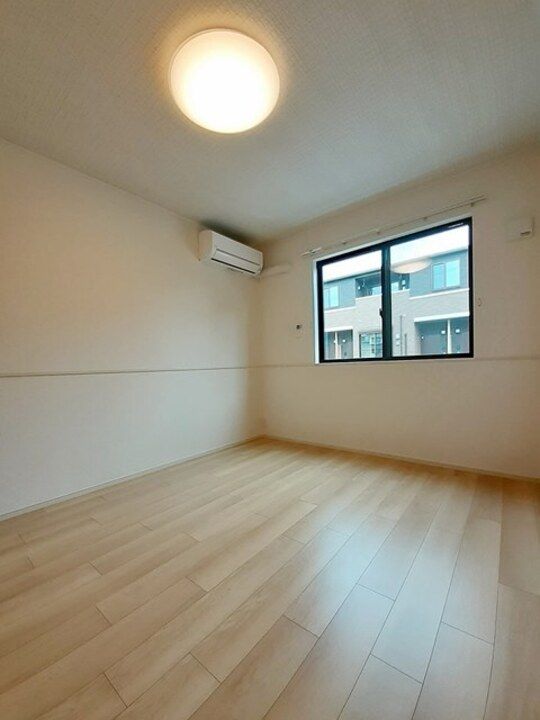 サンリット.FJ 1101の内装