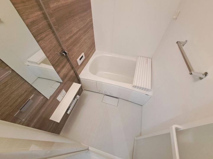 ロワールM103の風呂