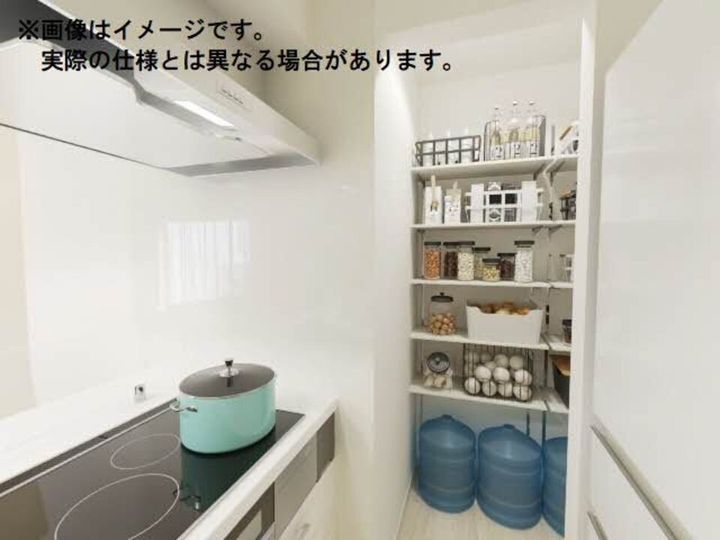 ルポ マノワール301のキッチン