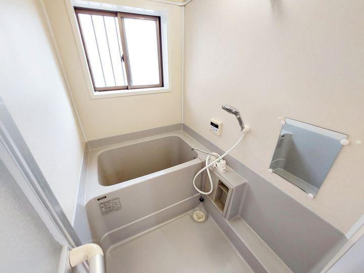 愛媛県松山市余戸西5丁目2−27(一戸建)の賃貸物件0002の風呂