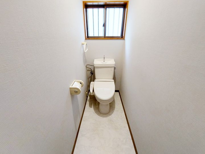 愛媛県松山市余戸西5丁目2−27(一戸建)の賃貸物件0002の内装