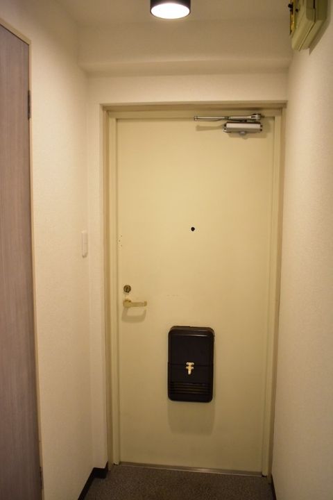 7573−クオリア上鷺宮201の玄関