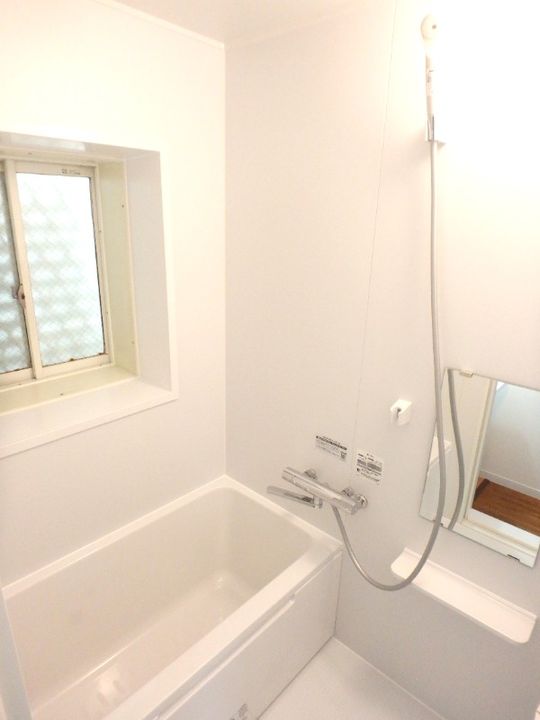 3083−T−HOUSE101の風呂