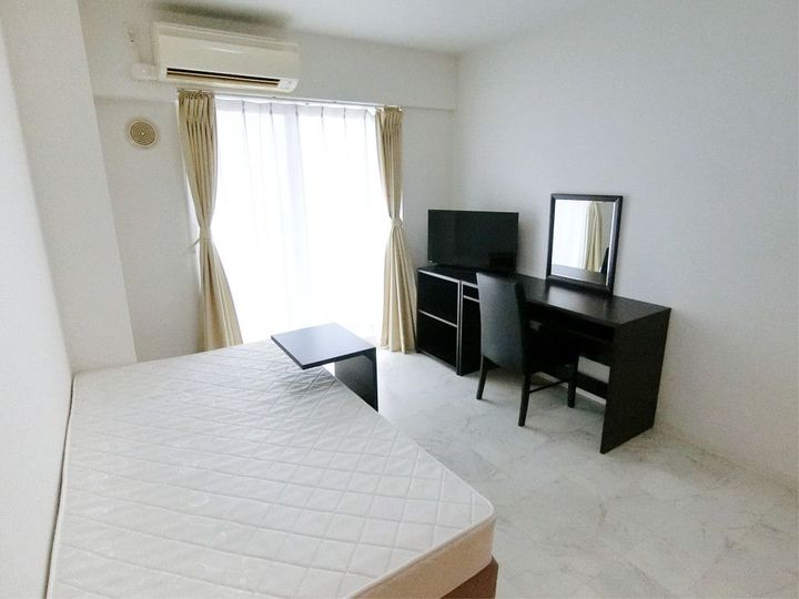 GP栄本町通りの居間