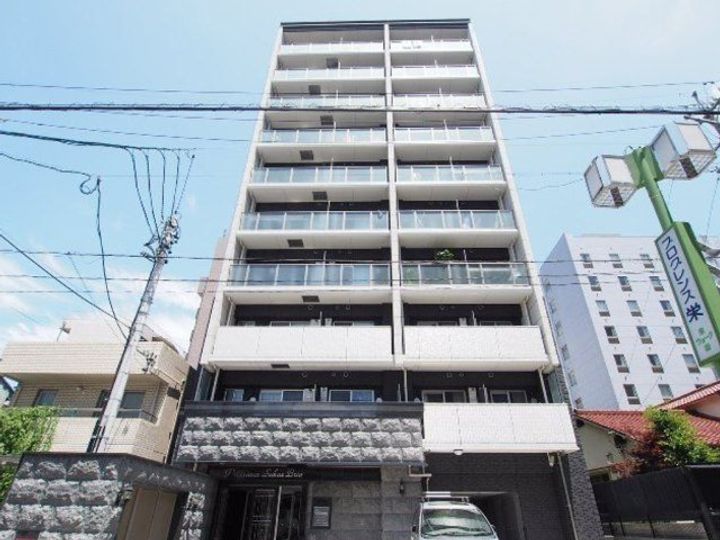 プレサンス栄ブリオの外観