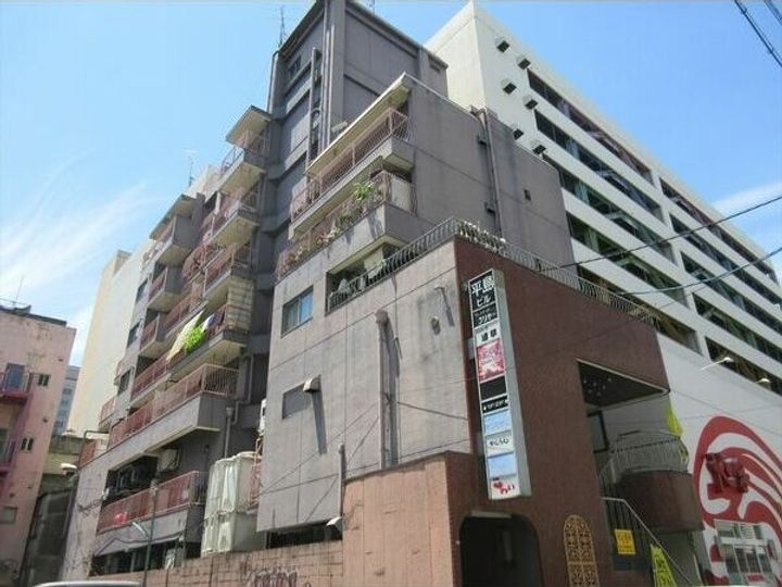 平島ビルの外観