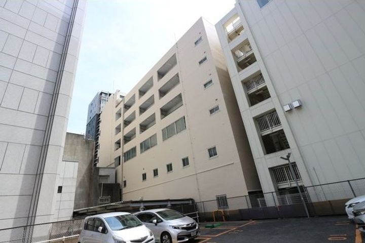 スタービルの外観