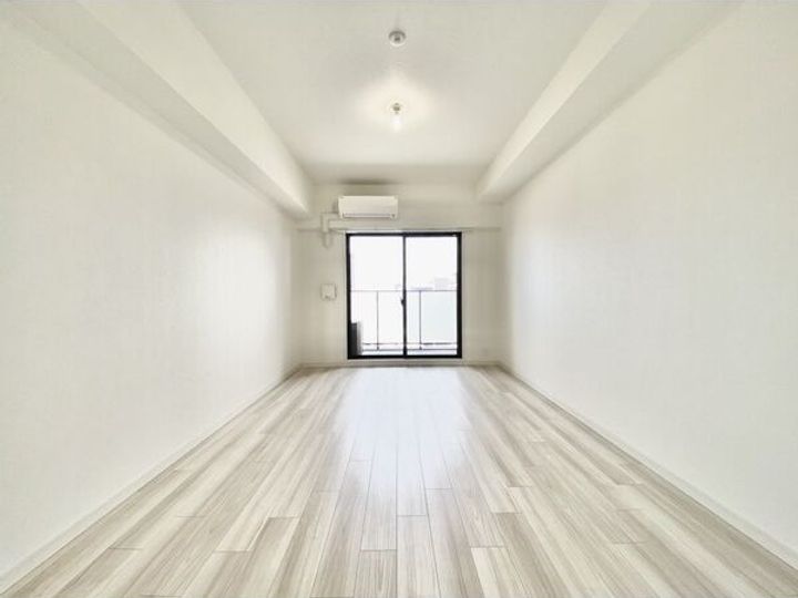 S-RESIDENCE鶴舞IIの居間