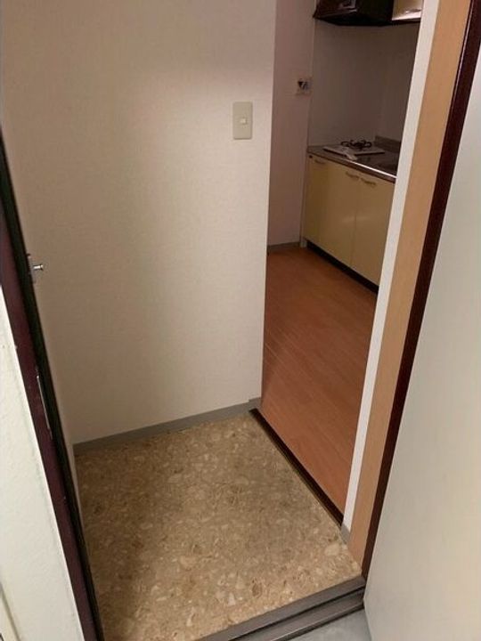 ラ・コール栄5の玄関