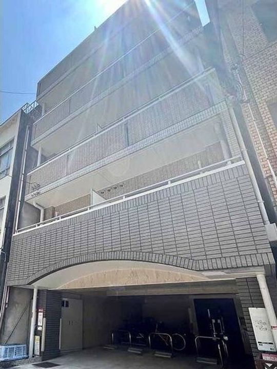 ラ・コール栄5の外観