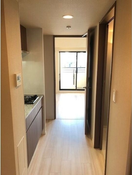 フレールコート東別院の玄関